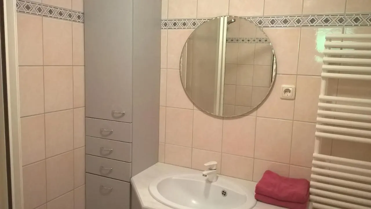 Haus Schoensicht بيرشتسغادن شقة
